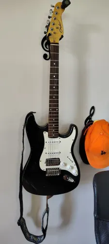 Guitarra condor hss