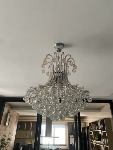 Lustre de Cristal - Elegância e Sofisticação