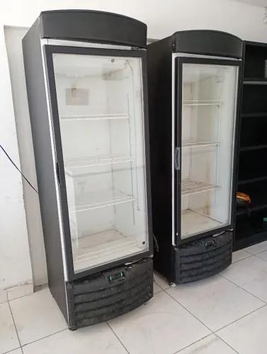 VENDO FREEZER METALFRIO CERVEJEIRA -6?