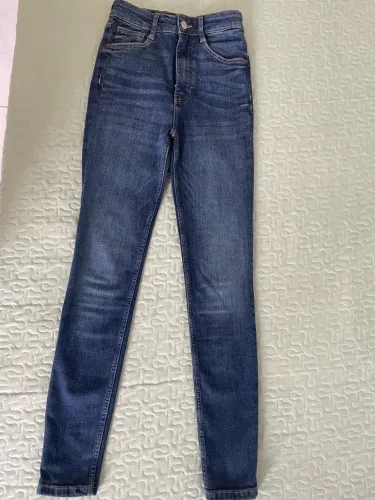 Calça jeans da Zara
