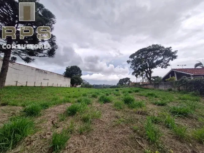 Terreno plano perto do Palavra da vida com 5100m2, com terraplanagem feita.