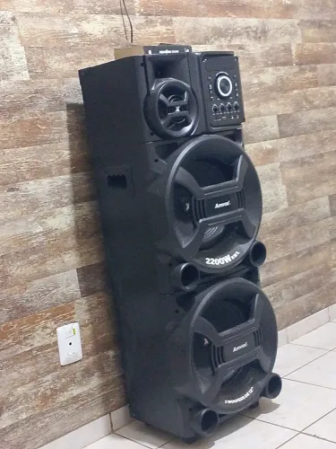 Caixa amvox 2200w