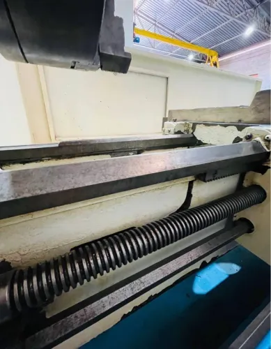 Torno Mecânico ND 250 BE 