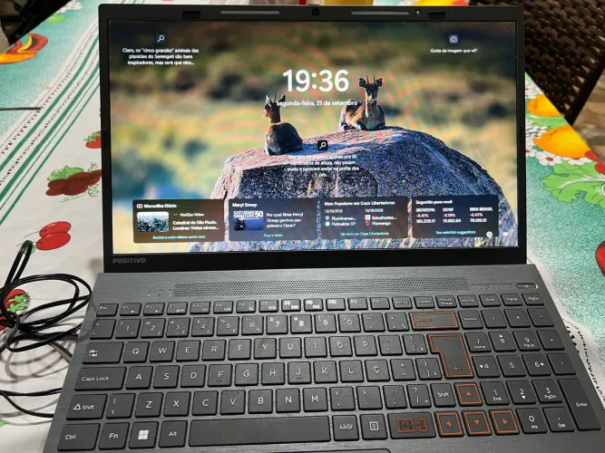 Notebook Positivo vision C15