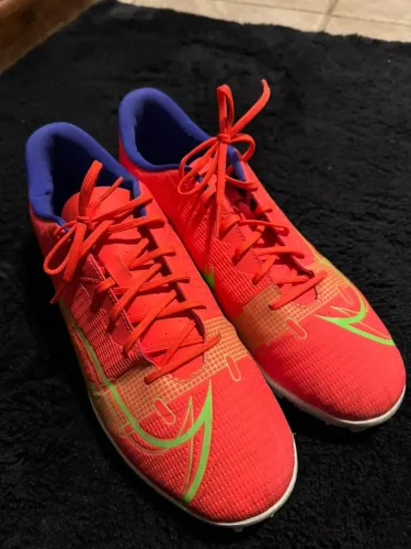 Chuteira Nike Mercurial Vapor 14 Club Society