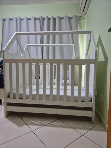 Berço 2 em 1 (montessoriano Henn Branco)