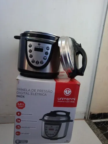 Panela de pressão elétrica de 4lt litros usado em excelente estado
