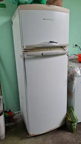 Geladeira usada