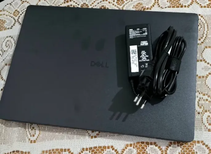 Vende notebook novo