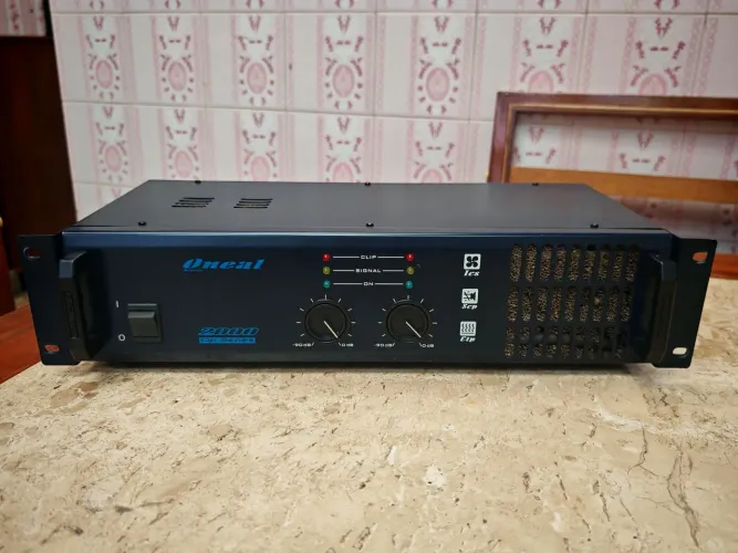 Amplificador Oneal OP2000 - Ótimo Estado!