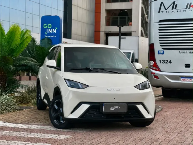 BYD Dolphin Mini (Elétrico) 2025