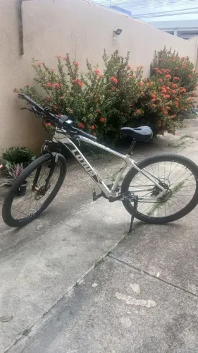 Vendo Montain Bike aro 29