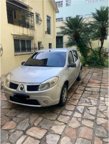 Renault Sandero Authentique Hi-flex 1.0 16V 5P 2011