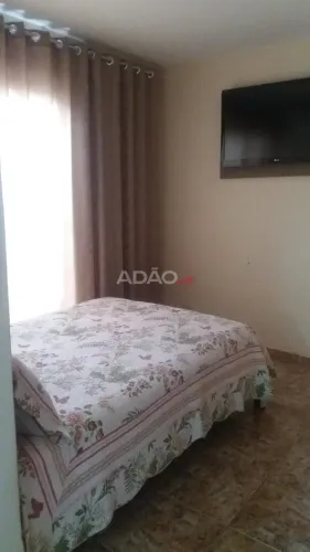 Casa de Rua/Bairro Casa de Rua com 3 Quarto(s) e 2 banheiro(s) à Venda, 205.85 por R$ 4200