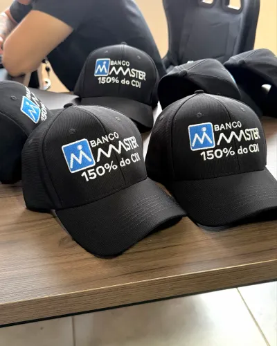 Boné Banco Master Bordado 150% CDI preto novo