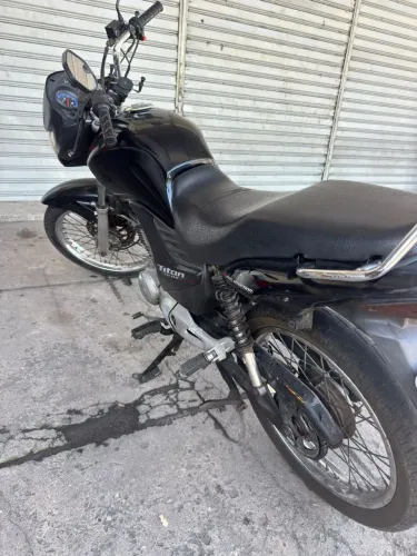 CG 150 com partida VD aceito cartão