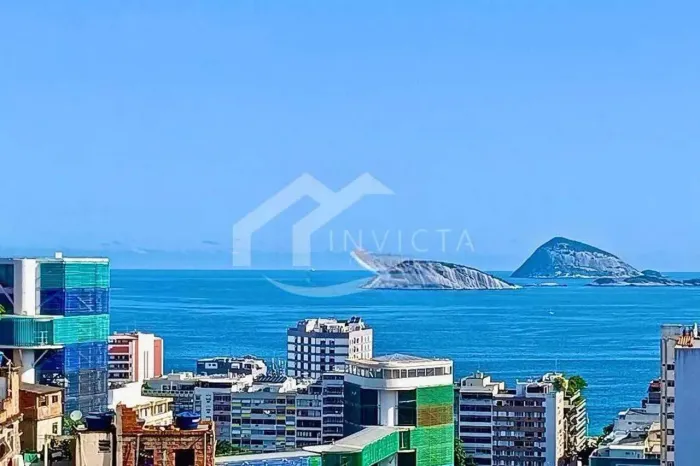 Maravilhoso 2 quartos com vista mar
