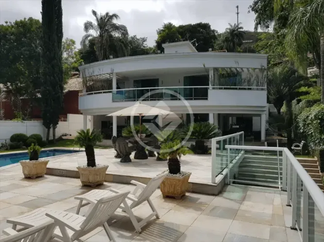 Casa de Alto Padrão no Condomínio Vila del Rey codigo: 21369