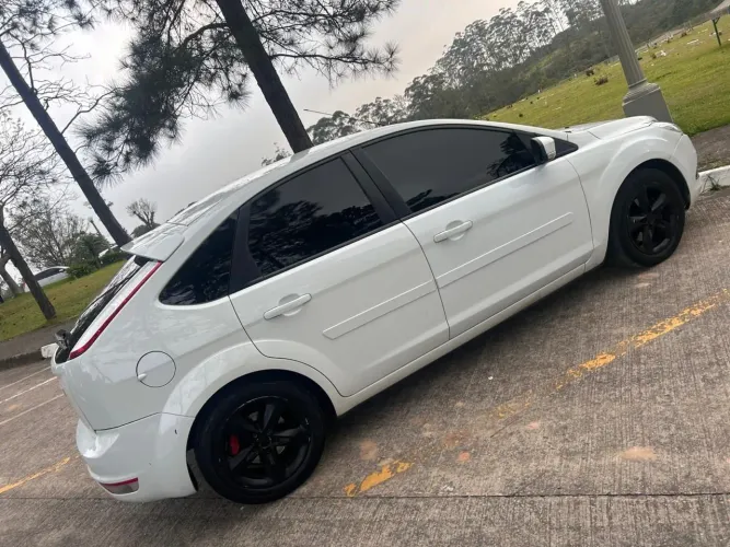 Ford Focus 1.6 S/se/se Plus Flex 8v/16v 5P 2013