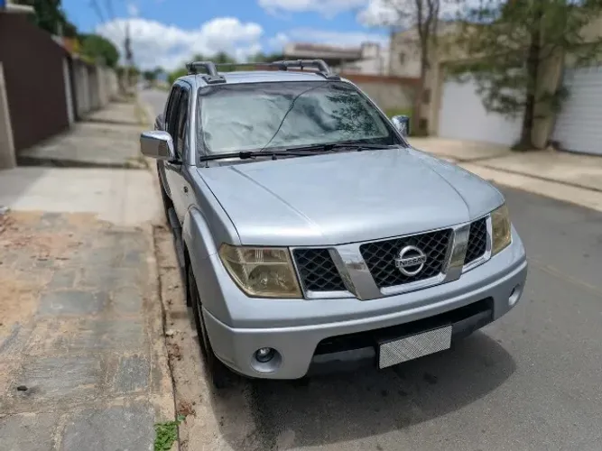 Nissan Frontier LE CD 4X4 2.5 TB Diesel Aut. 2009