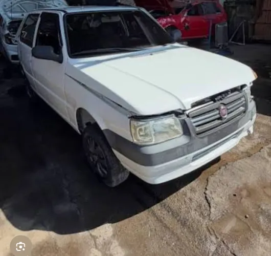 Fiat Uno sucata