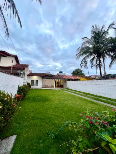 Casa à venda na Praia Martim de Sá em Caraguatatuba