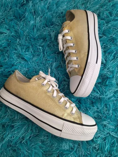 Tênis allstar Chuck Taylor plataforma Tam 38 dourado