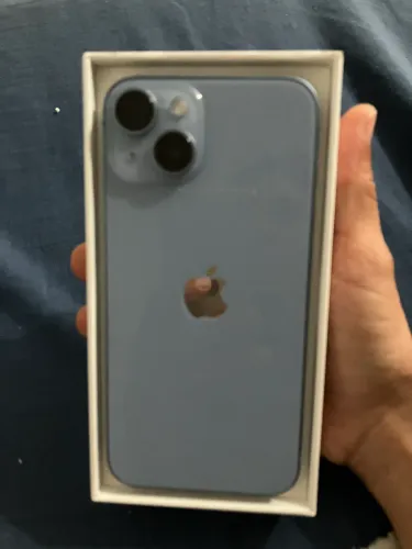 IPhone 14 128g semi novo com caixa, cabo, e capa.