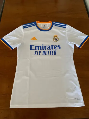 Camisa Real Madrid temporada 2021/22