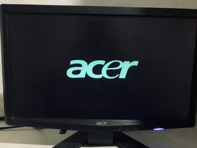 Monitor ACER X163W