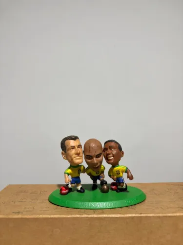 coleção mini craques coca-cola - seleção brasileira 1998 + Kaká Milan.