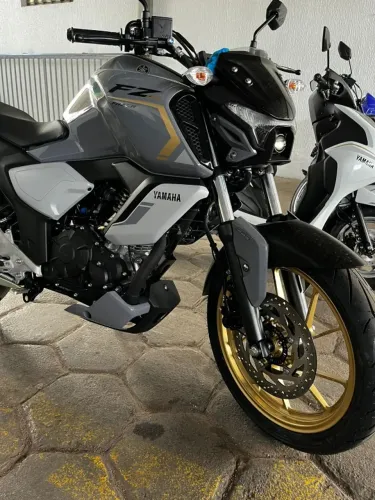 YAMAHA FAZER FZ15 ABS CONNECTED 2026 ? A STREET QUE ENTREGA MUITO MAIS!