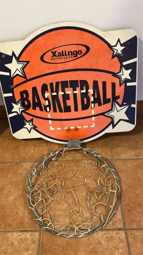Tabela de basquete com bola de brinde