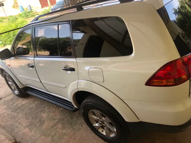 Mitsubishi Pajero Dakar 3.2 4X4 T.i. Dies. 5P Mec. 2015