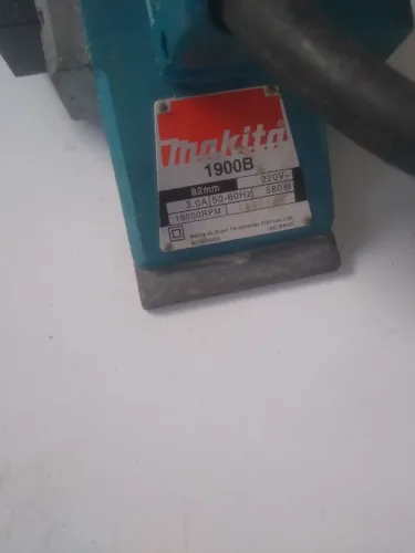 Plaina elétrica Makita 1900b