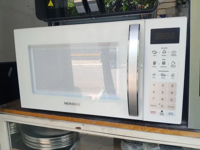 Microondas Mondial 34 litros novo com garantia 90 dias
