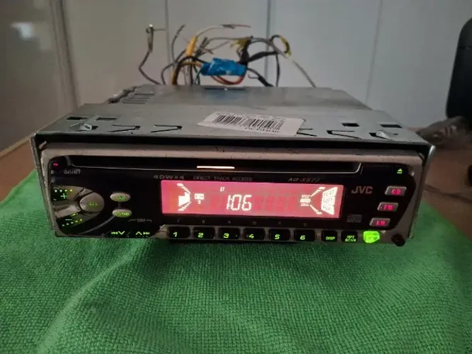 Rádio e CD Player Automotivo JVC KD-S577 40Wx4 Com Chicote