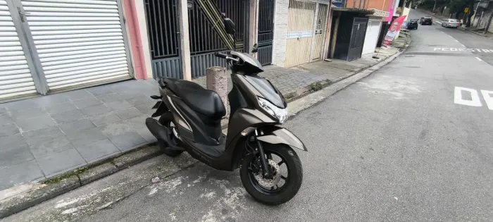 Yamaha 125 24/25 marron