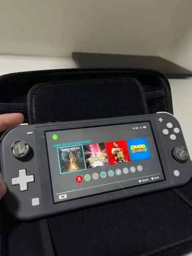NINTENDO SWITCH LITE - DESBLOQUEADO +13 JOGOS INSTALADOS + EMULADORES