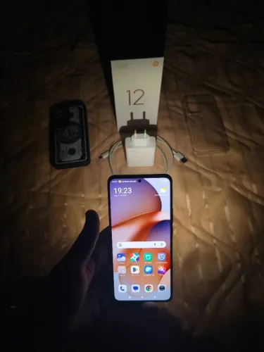 Xiaomi 12T 8/128GB Preto - Excelente estado, bateria boa, com acessórios