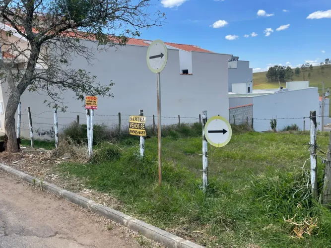 Lote no centro Congonhal