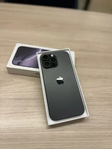 iphone 16 Pro Max 256 GB - Garantia Apple até 17/10