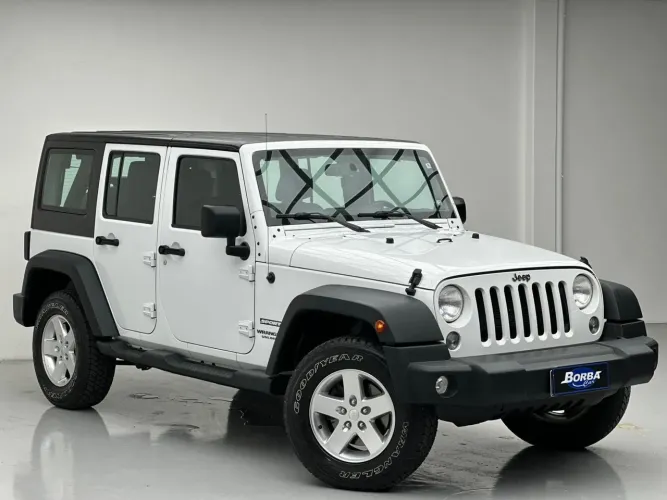 Jeep Wrangler Unlimited Sport 3.6 V6 284cv 4P 2014