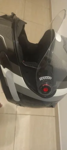 Capacete novo para moto tamanho 58