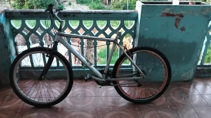 Bicicleta adulto quadro de alumínio
