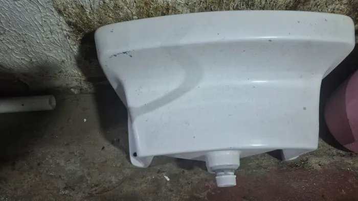 Tanque de louça cerâmica