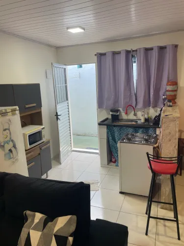 Alugo Kitnet Decorada e Mobiliada 