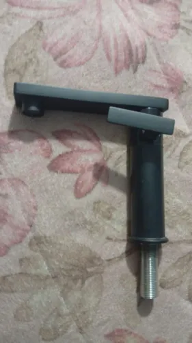 Torneira luxo em metal Black nova