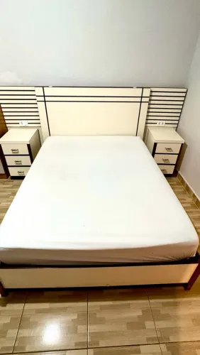 Cama de casal com duas cabeceiras de 3 gavetas