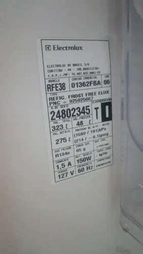 Vende se Geladeira Electrolux 323 litros
